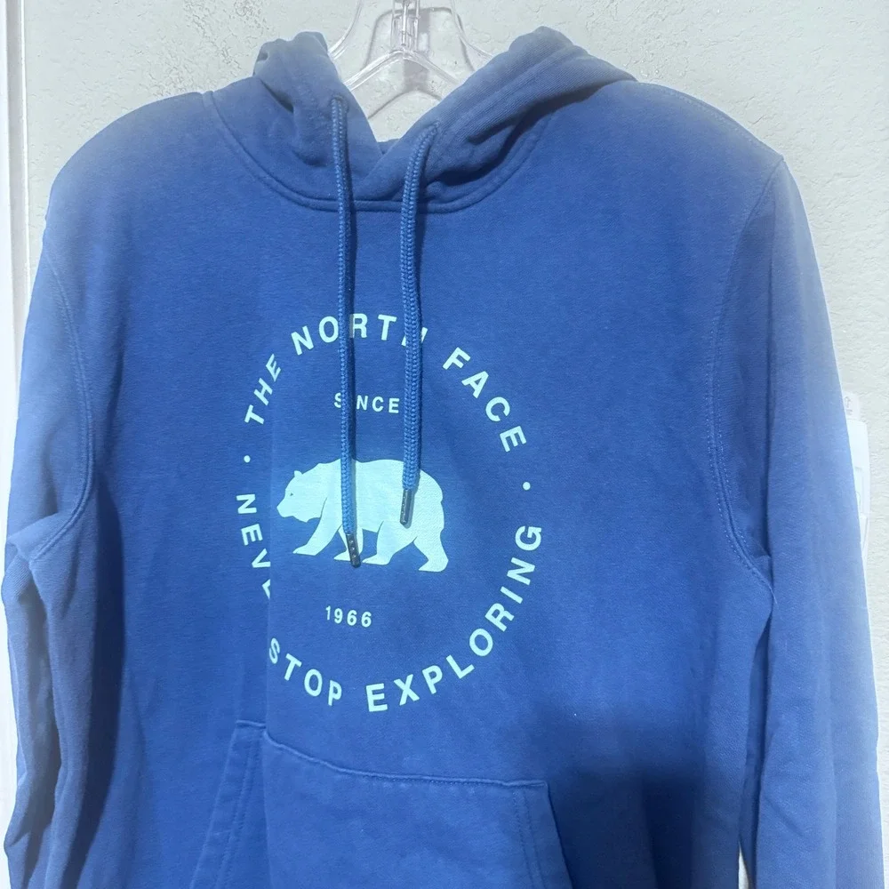 The North Face Mens Royal Blue Bear Graphic Hoodie Never Stop Exploring Small